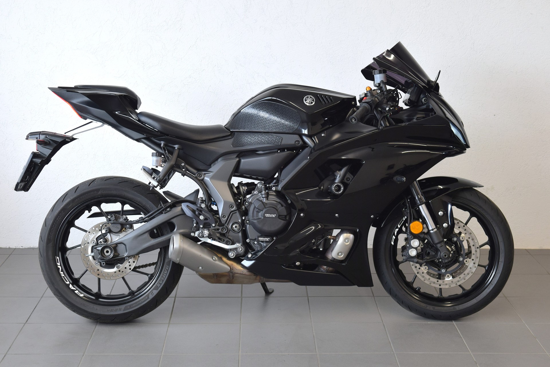 YAMAHA YZF-R7 (35kW)-image-7