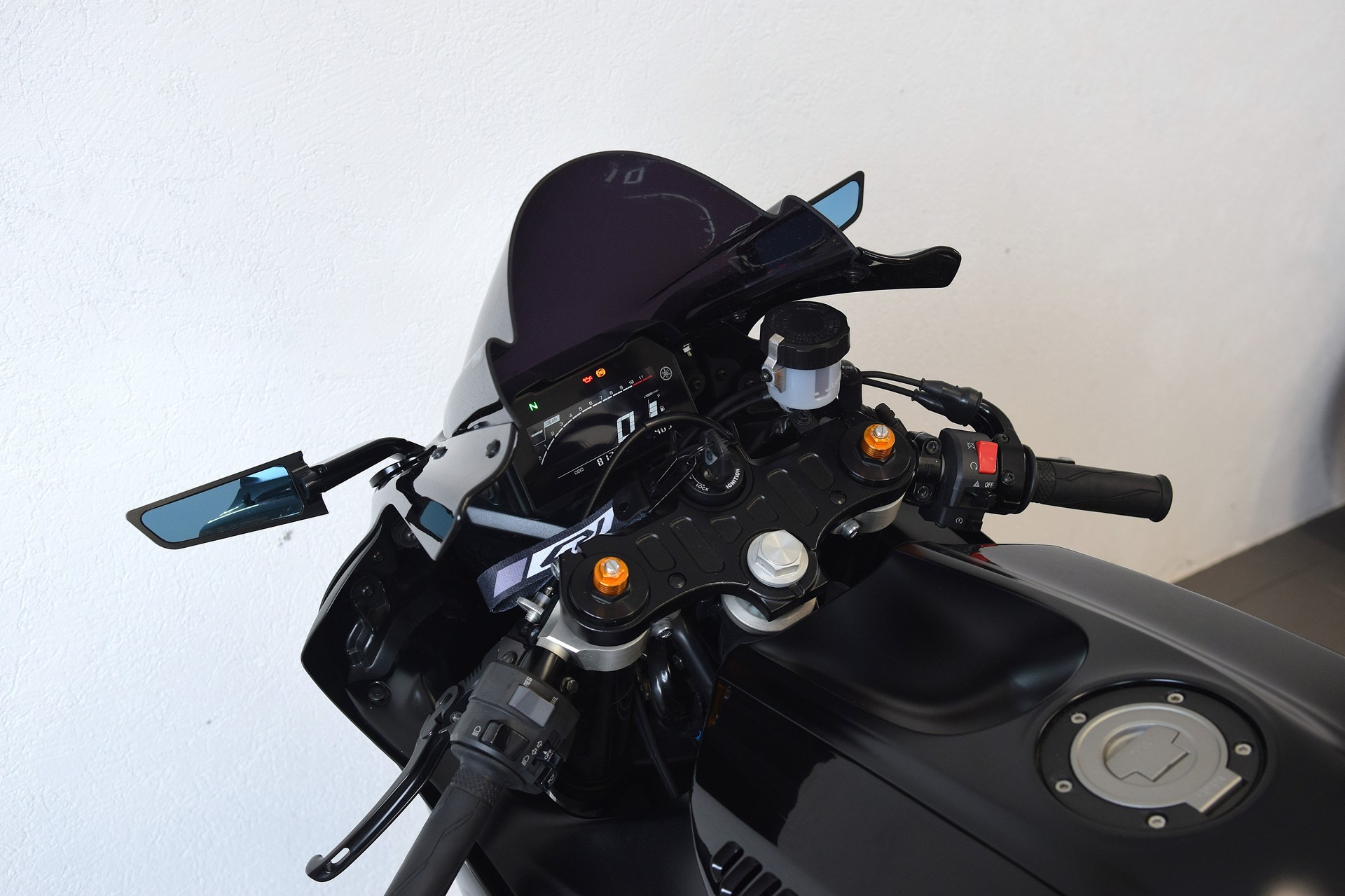 YAMAHA YZF-R7 (35kW)-image-4