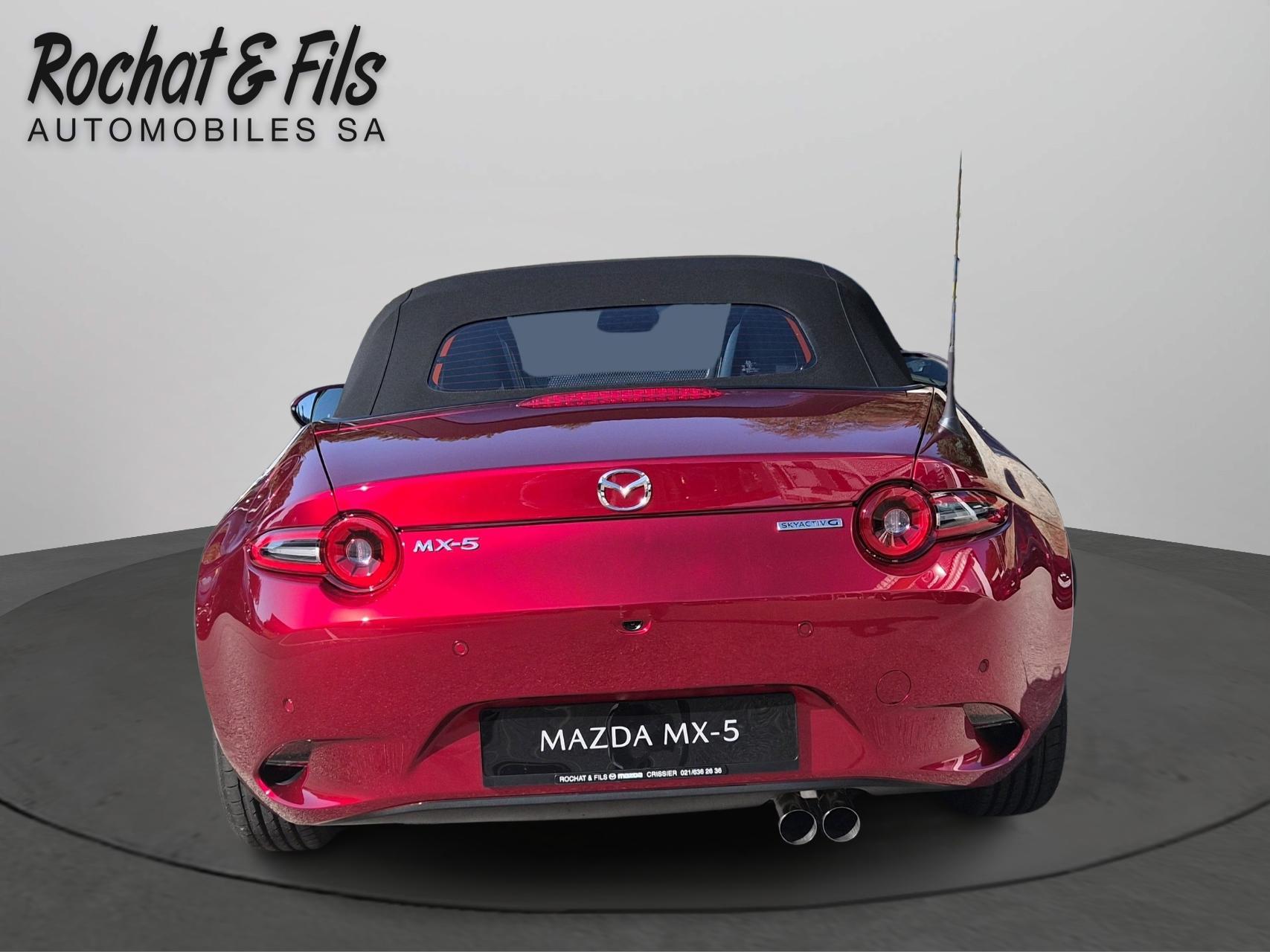 MAZDA MX-5 Skyactiv-G 132 Exclusive-line-showroom-element-3
