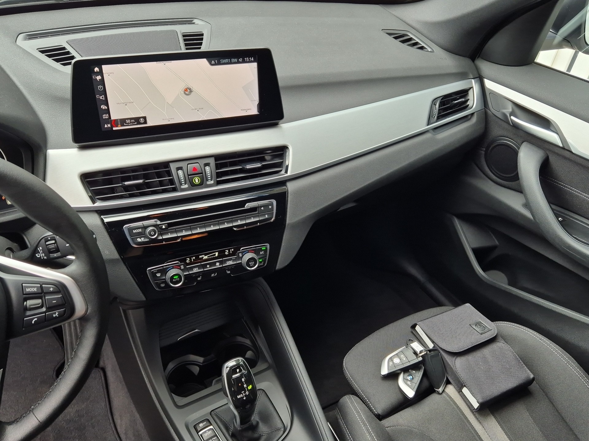 BMW X1 xDrive 20d Sport Line Steptronic-image-14