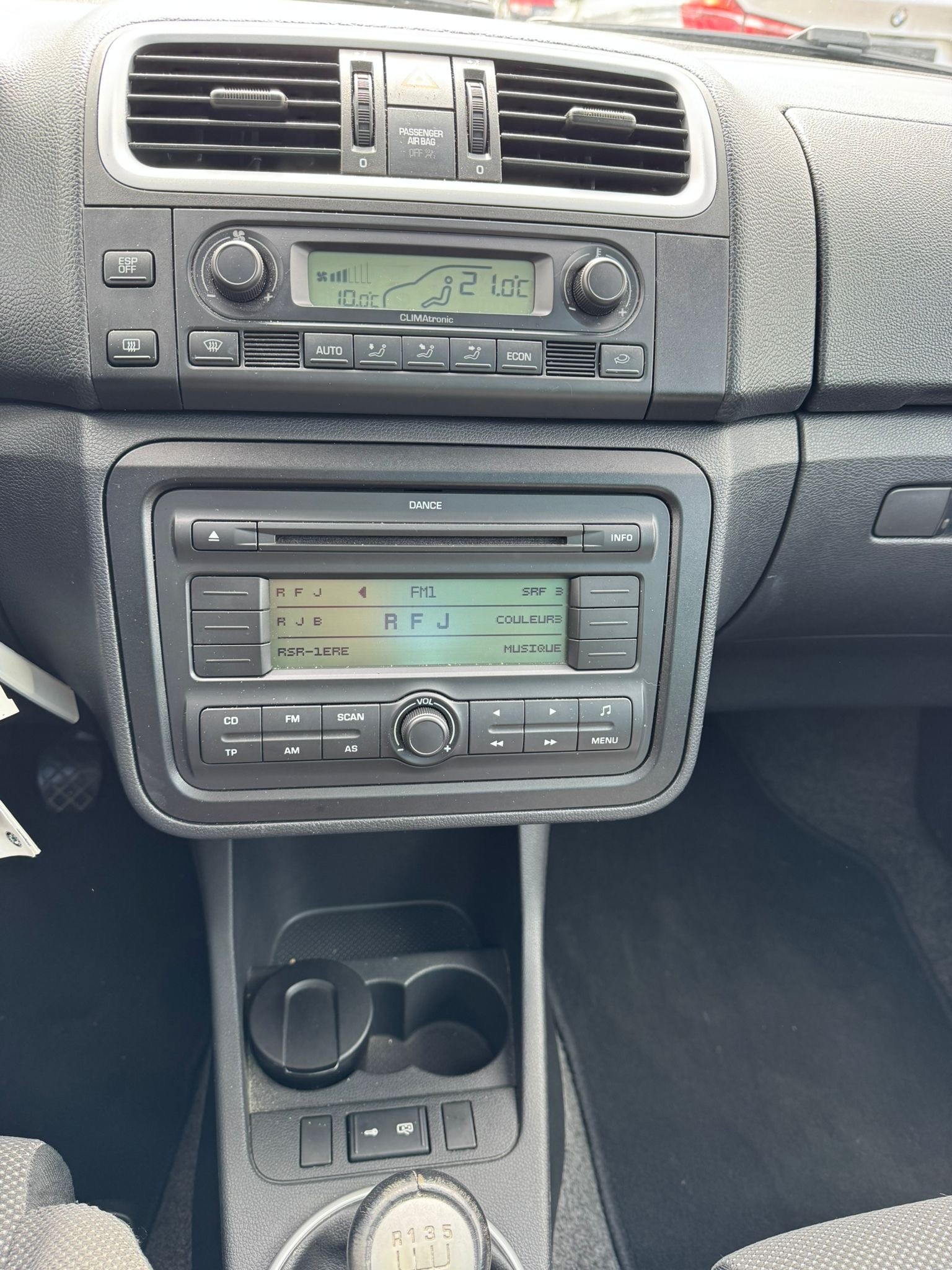 SKODA Roomster 1.9 TDI Elegance-image-11