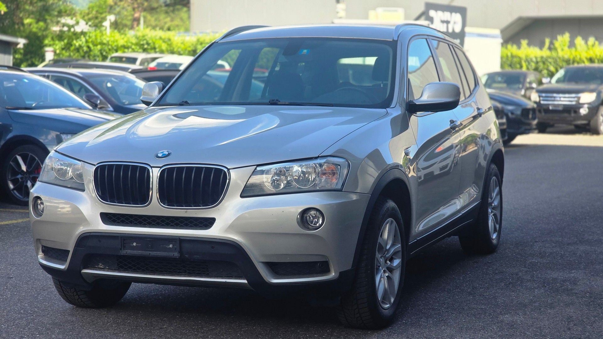 BMW X3 xDrive 20d Steptronic-showroom-element-1