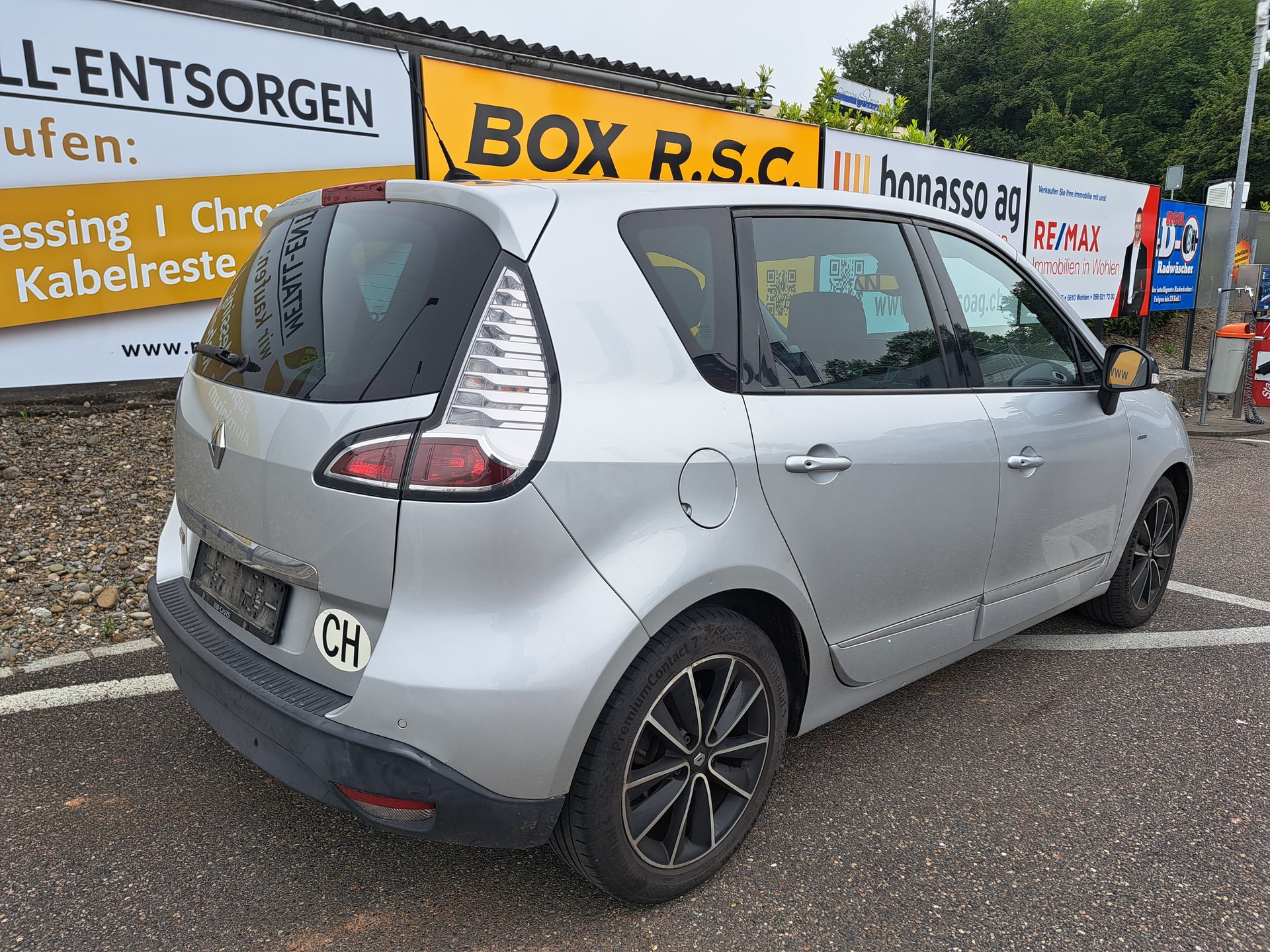 RENAULT Scénic 1.6 dCi Bose Edition-image-1