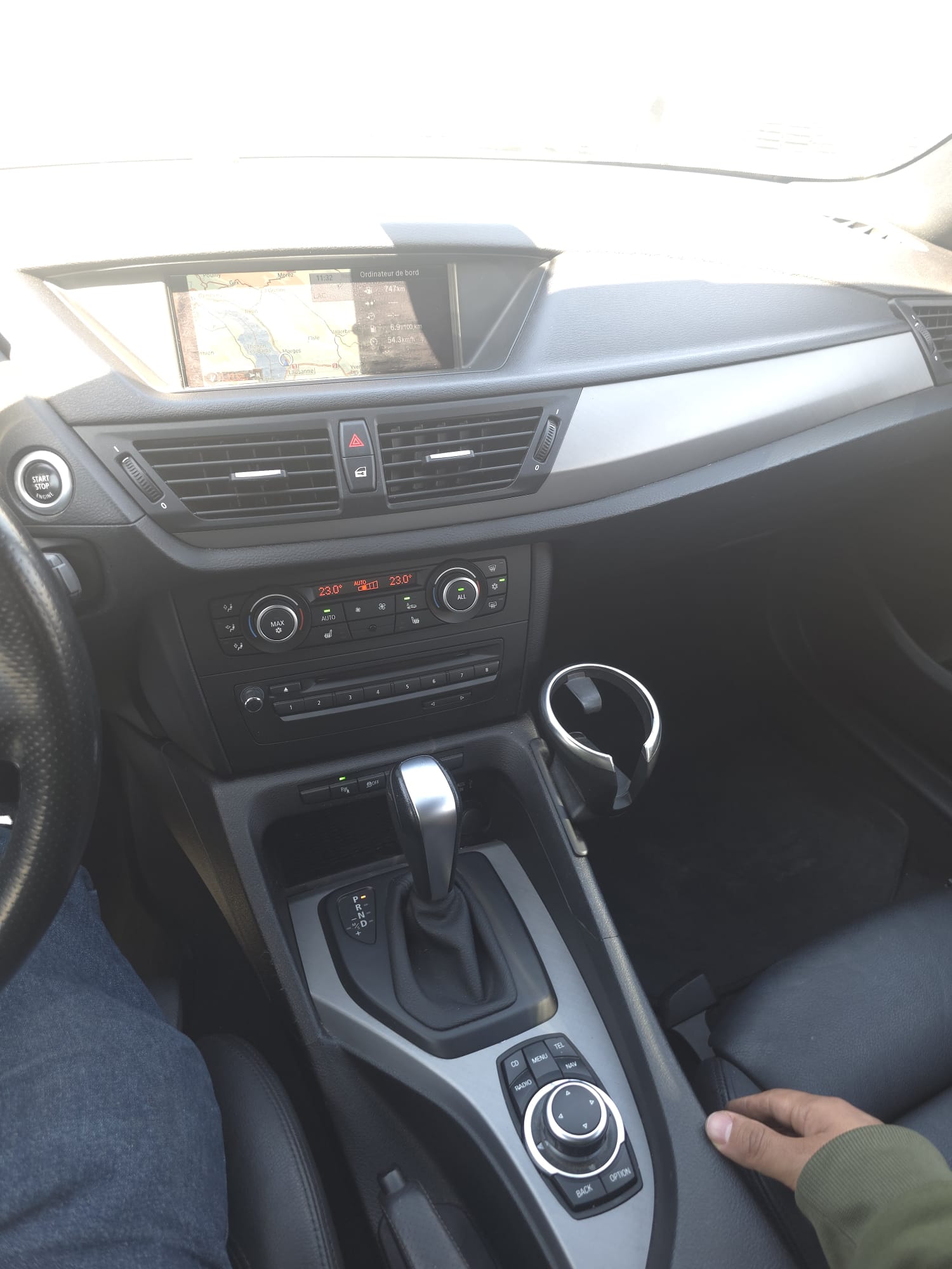 BMW X1 xDrive 20d Steptronic-image-5