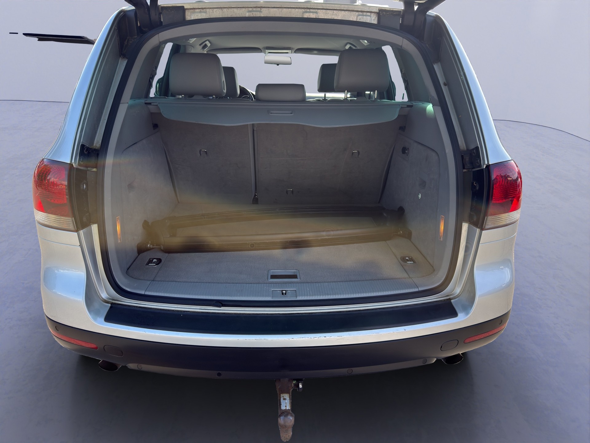 VW Touareg 3.0 TDI Tiptronic-image-10