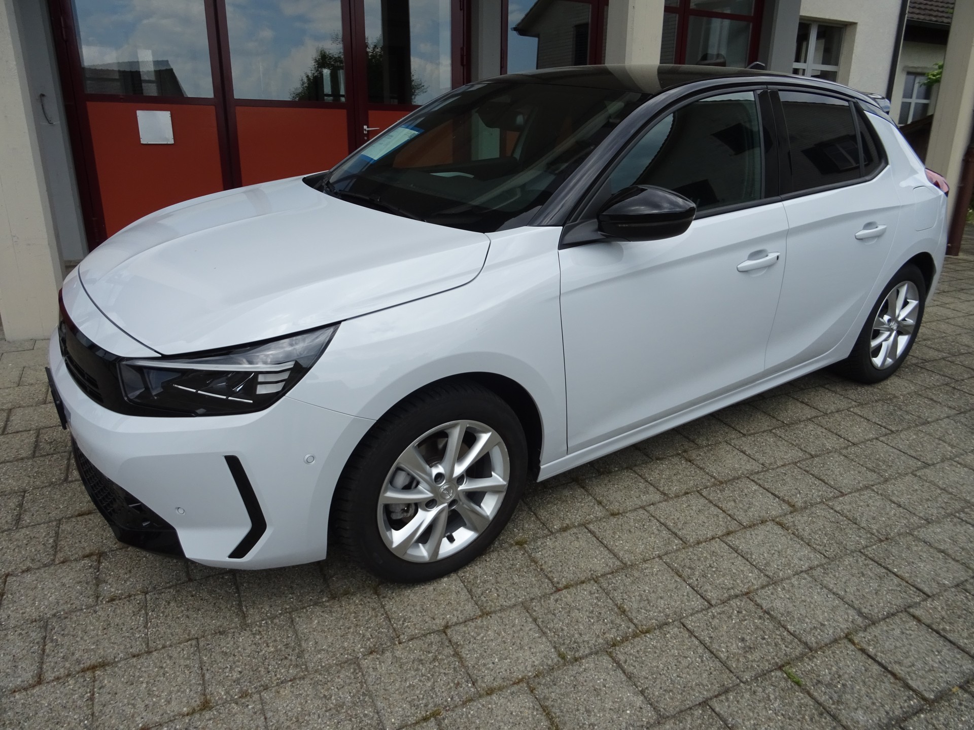 OPEL GS 1.2 Benzin 110PS