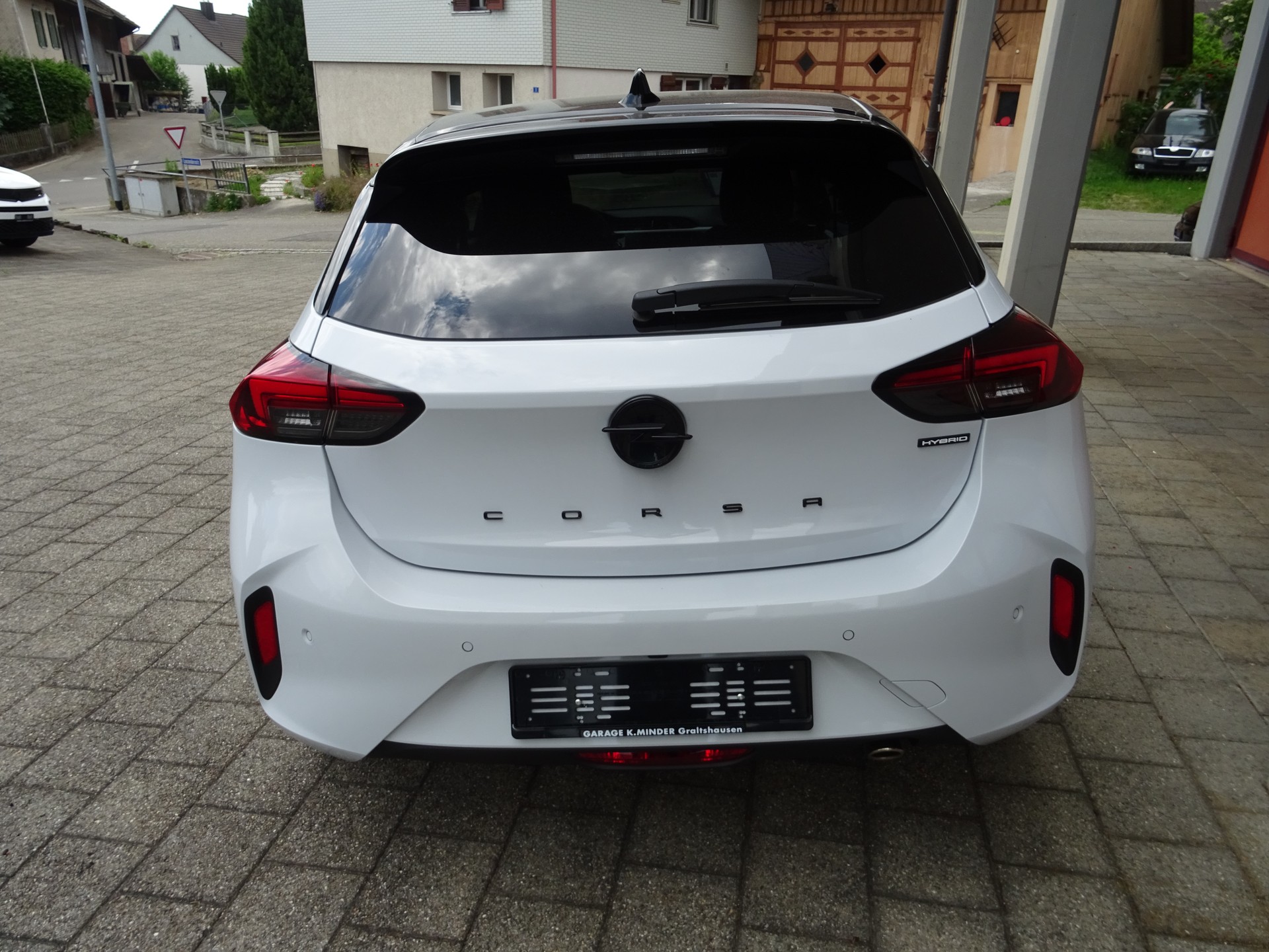 OPEL GS 1.2 Benzin 110PS-image-4