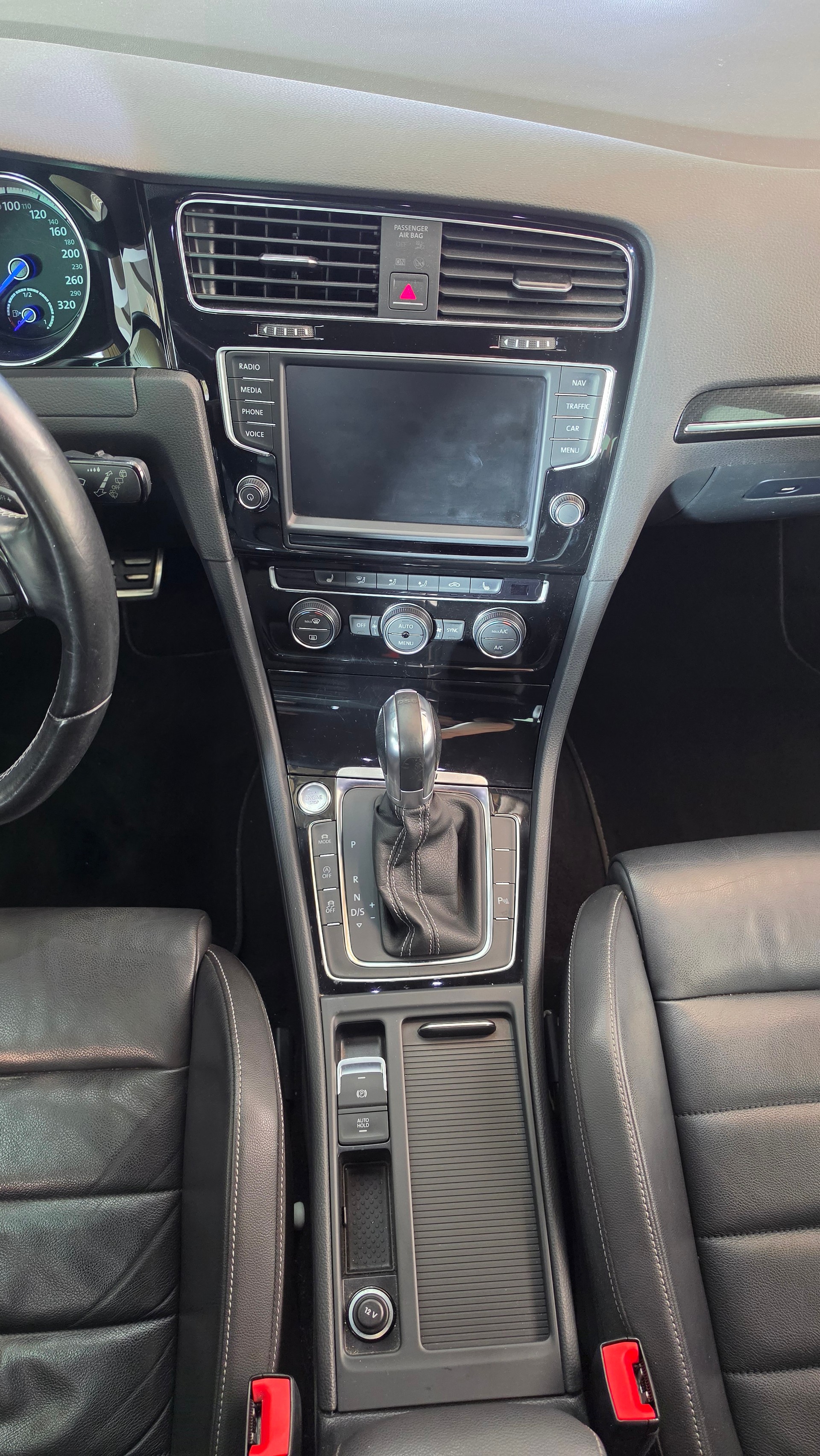 VW Golf 2.0 TSI R 4Motion DSG, Top Zustand, Schweizer Fahrzeug, Frisch ab MFK und Frisch ab Service, 8-FACH BEREIFT-image-6