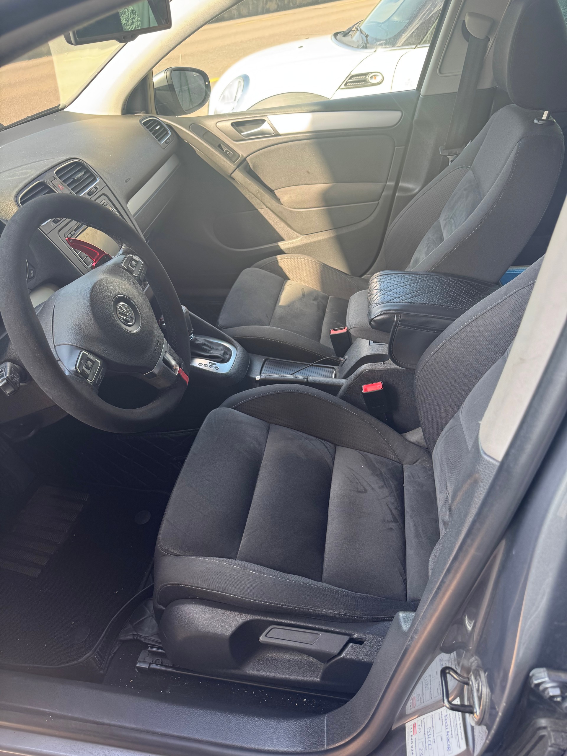 VW Golf 1.4 TSI Comfortline DSG-image-4