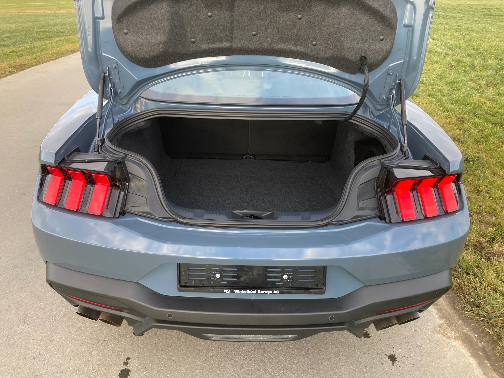 FORD Mustang Fastback 5.0 V8 GT Automat-image-5