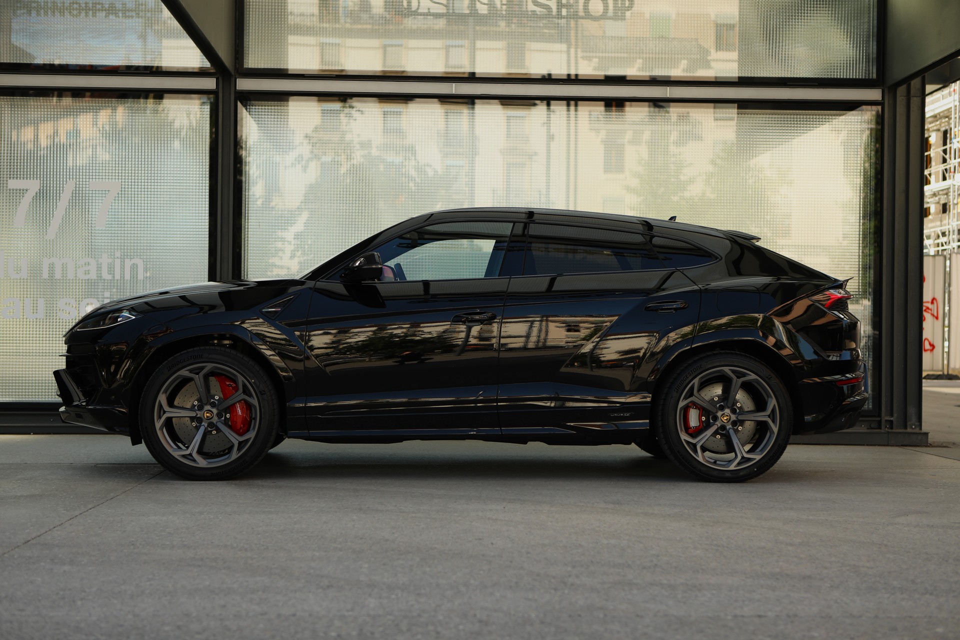 LAMBORGHINI Urus SE