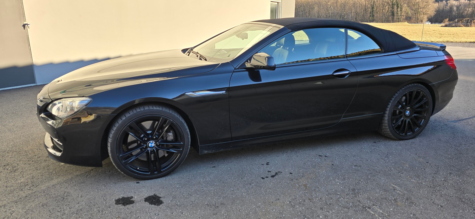 BMW 650i Cabrio-image-4