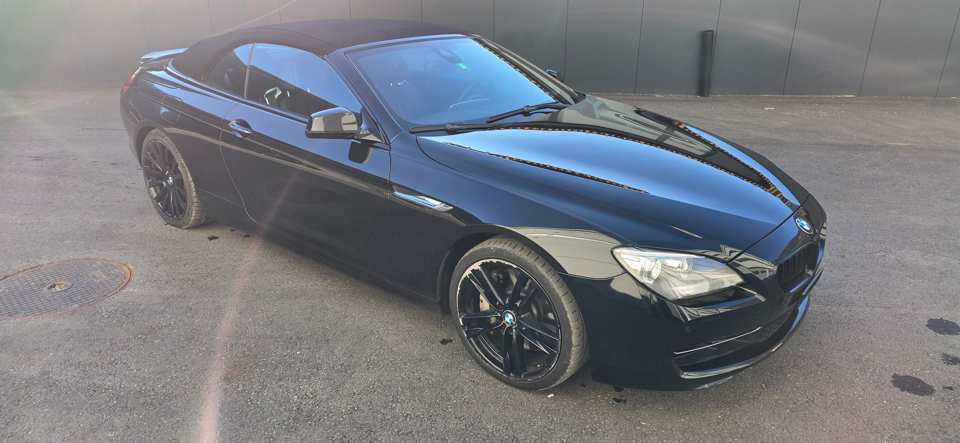 BMW 650i Cabrio-image-10