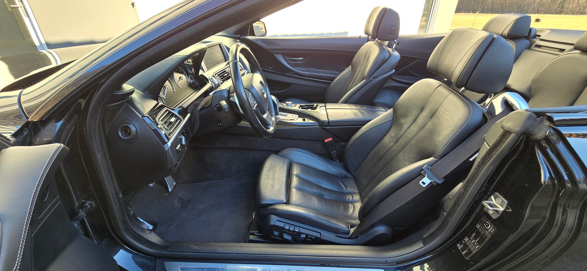 BMW 650i Cabrio-image-20