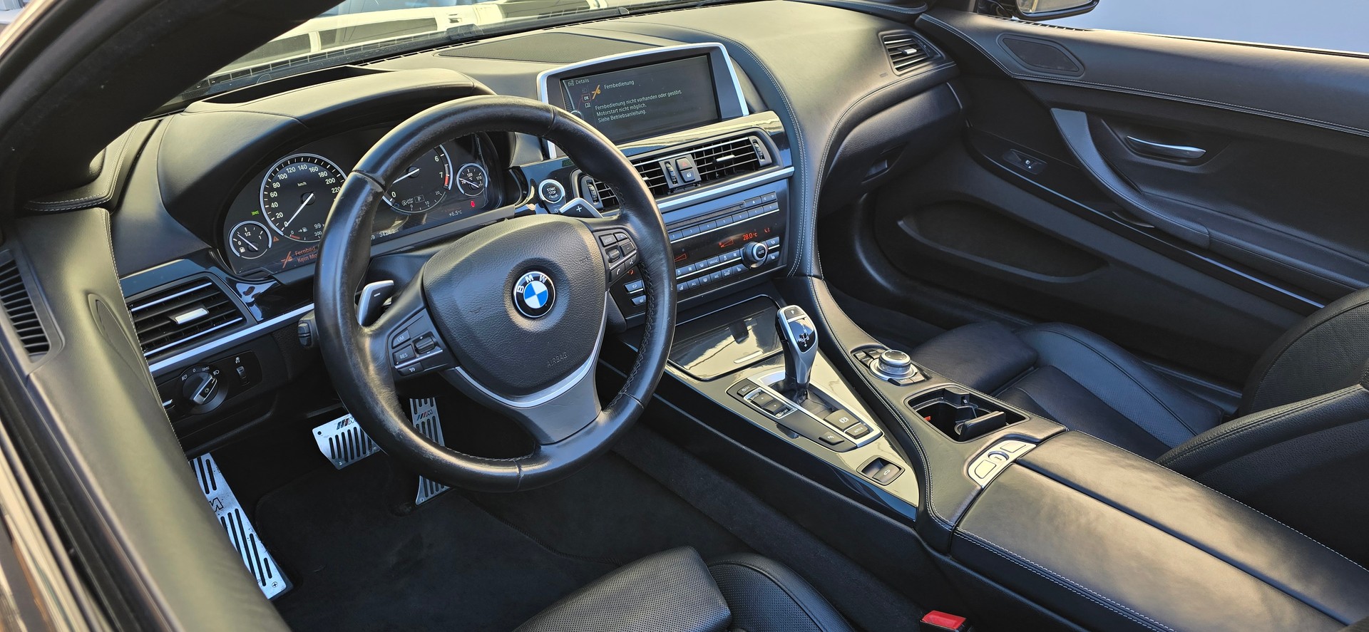 BMW 650i Cabrio-image-15