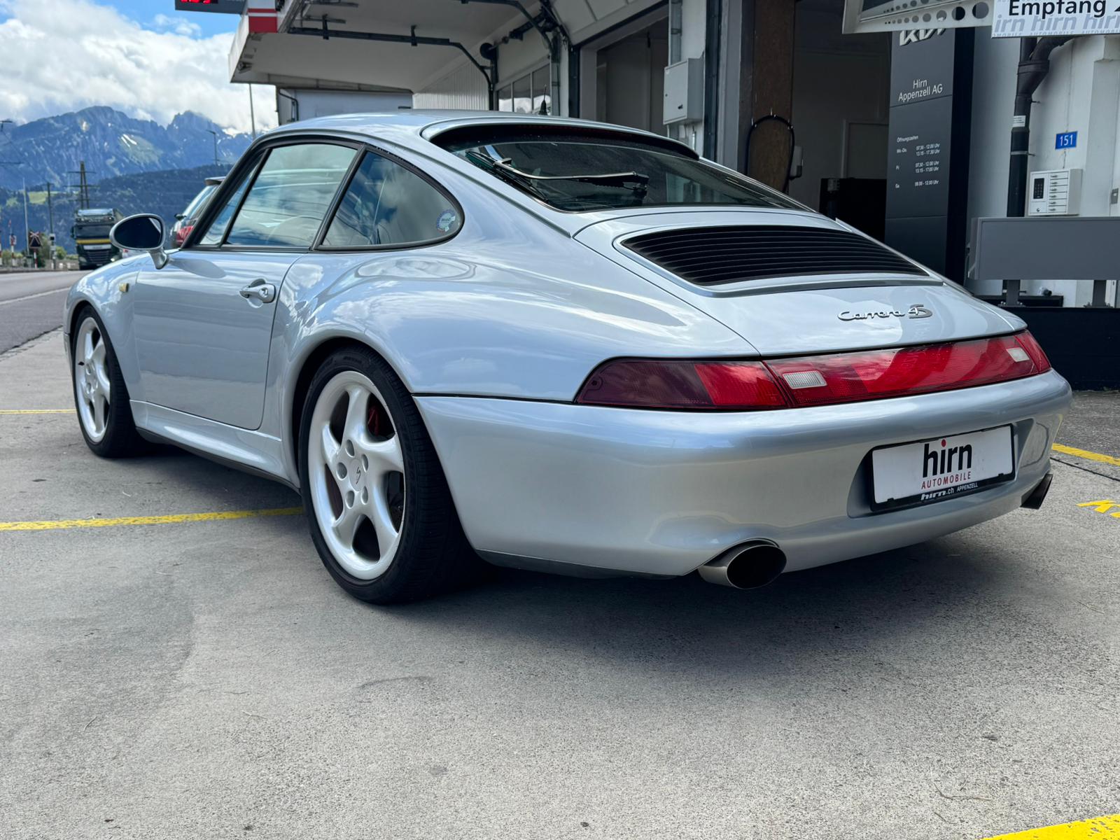 PORSCHE 911 Coupé 3.6 Carrera 4S-image-3