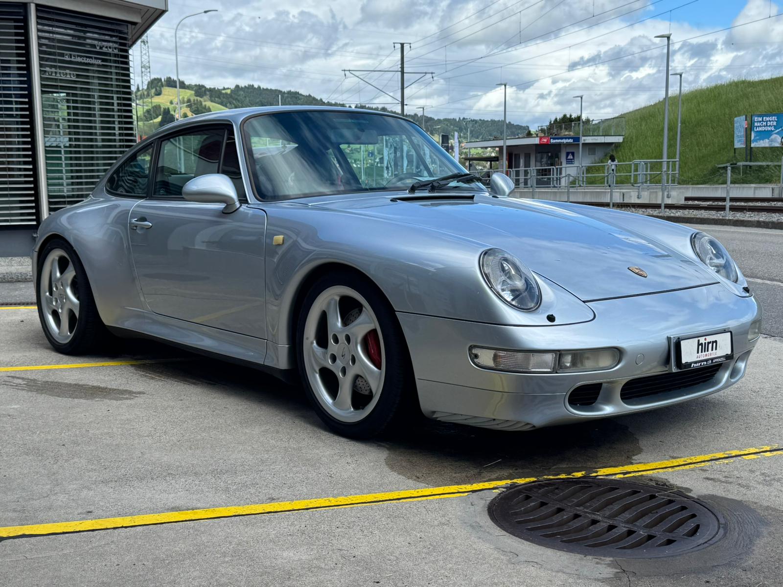 PORSCHE 911 Coupé 3.6 Carrera 4S-image-1