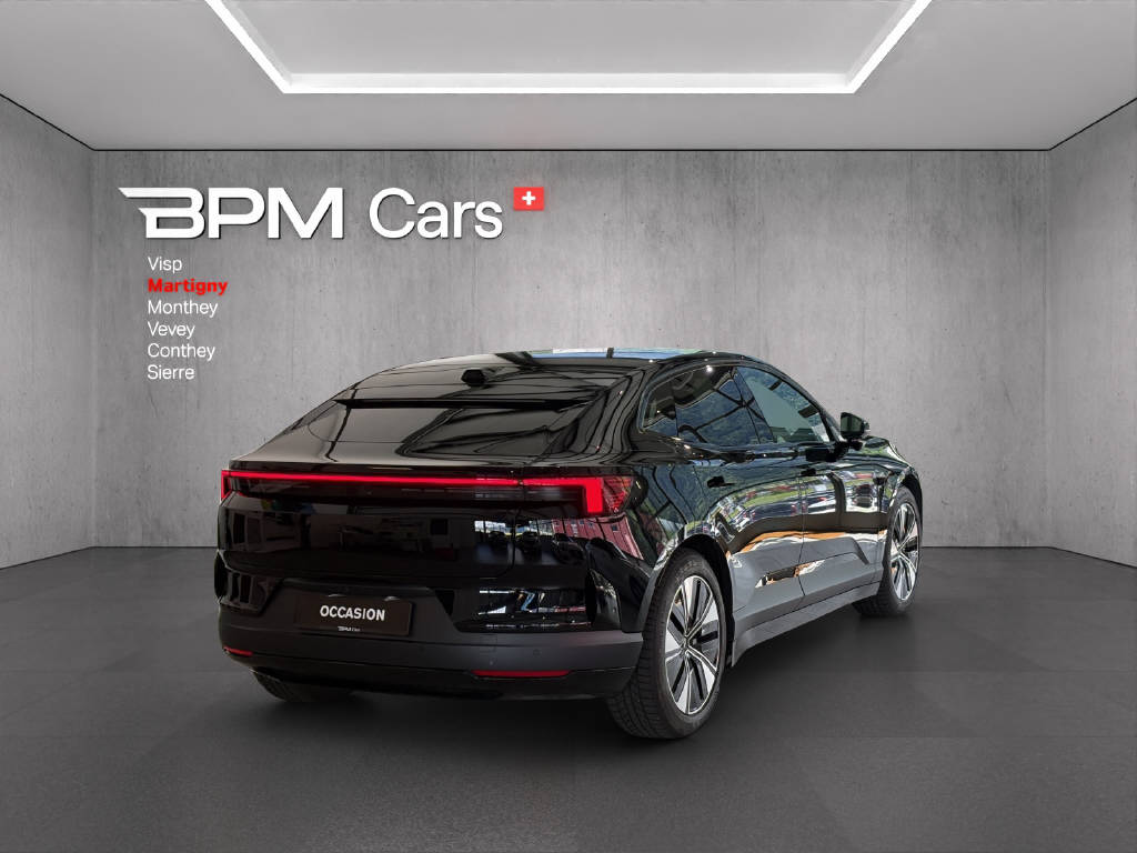 POLESTAR 4 Long Range Dual Motor-showroom-element-3