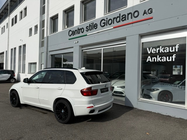 BMW X5 xDrive 40d Steptronic-showroom-element-2