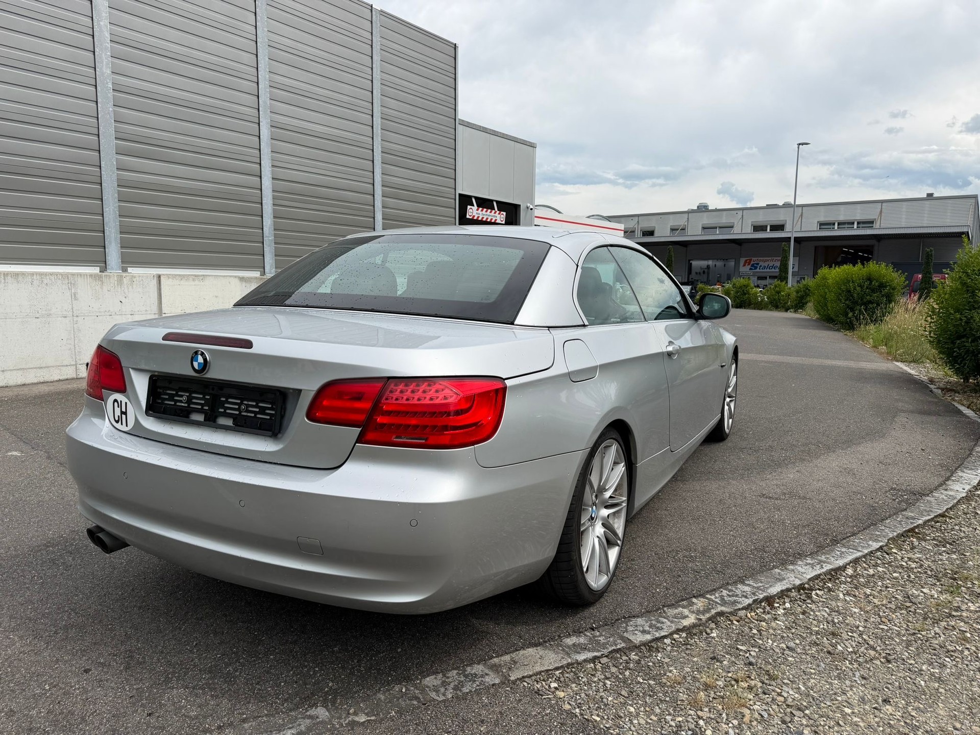 BMW 325i Cabriolet Steptronic-image-12