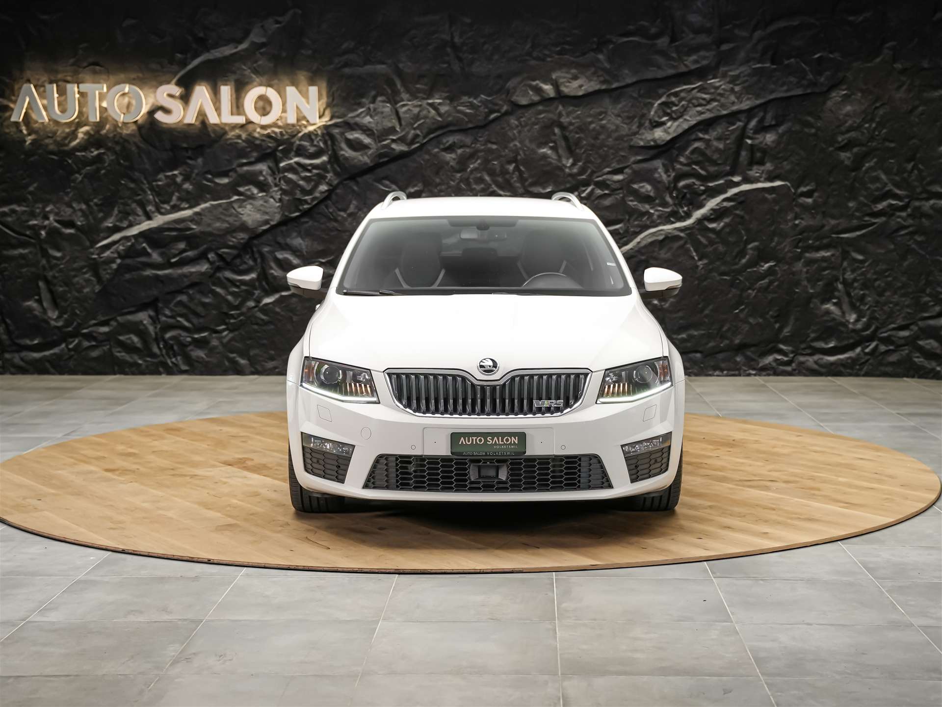 SKODA Octavia Combi 2.0 TDI RS DSG *Abstandsregler* El. Sitze mit Memory* Sitzheizung*-image-7