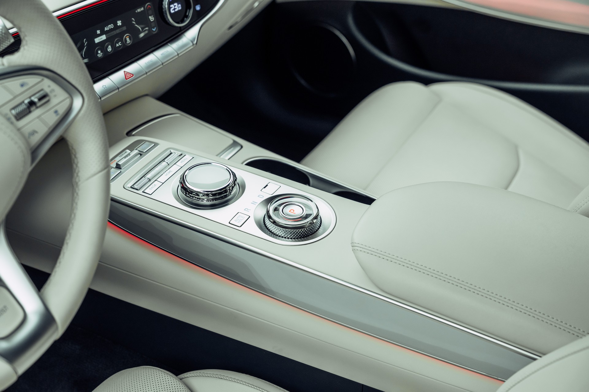 GENESIS GV70 Electrified Sport kWh 77,4 AWD-image-13
