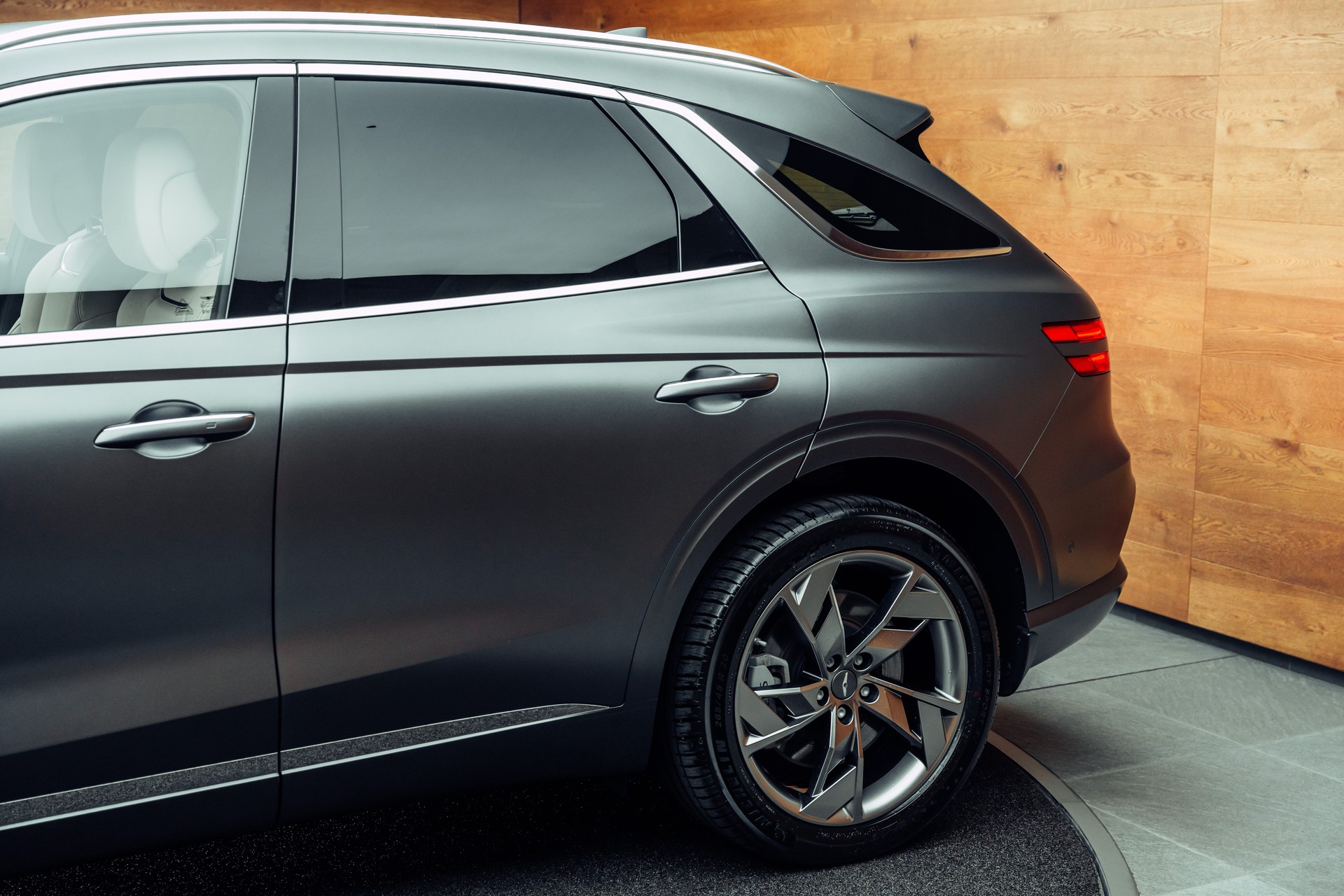GENESIS GV70 Electrified Sport kWh 77,4 AWD-image-21