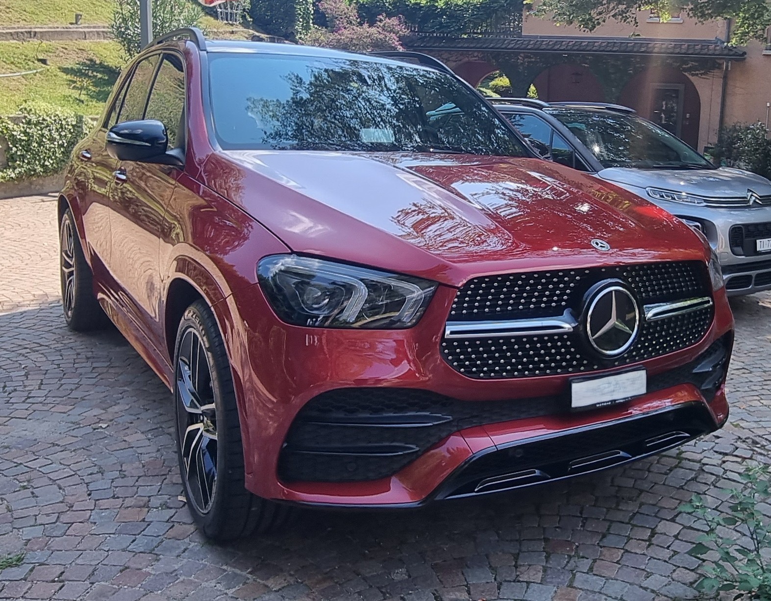 MERCEDES-BENZ GLE 350 e AMG Line 4matic