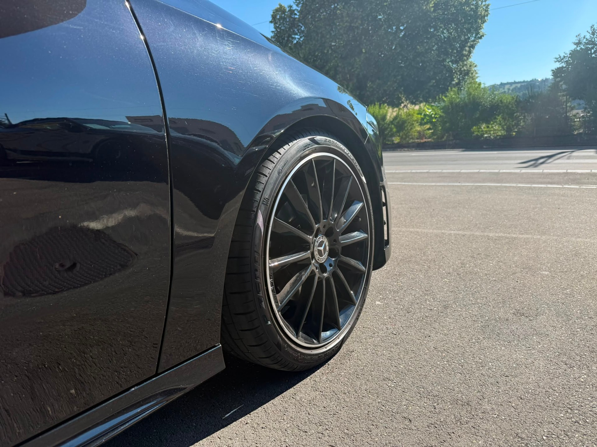 MERCEDES-BENZ A 200 AMG Line *Distronic* *Pano Dach* *Burmester* *Gratis Service* 7G-DCT-image-6