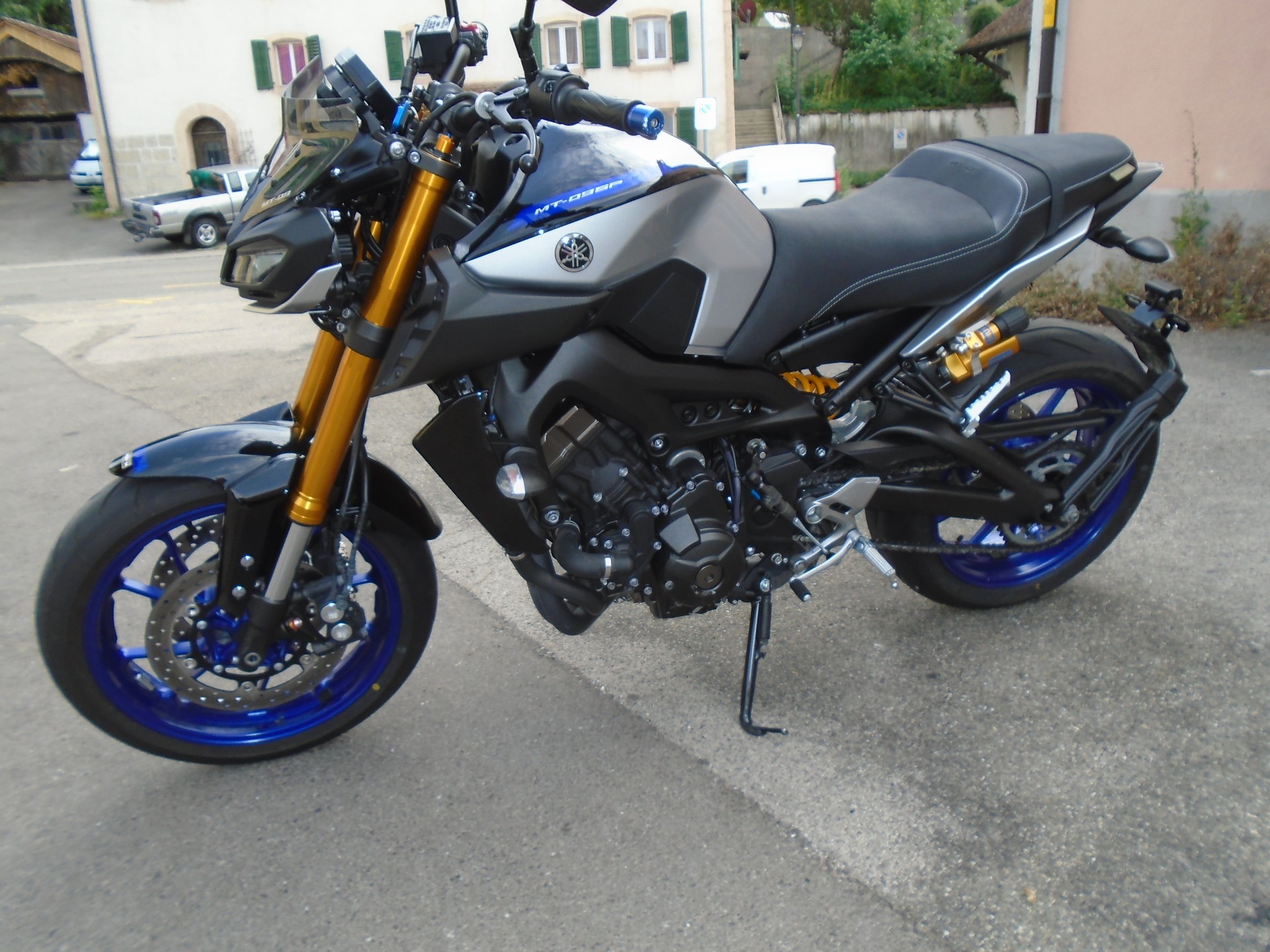 YAMAHA MT-09 SP ABS-image-1