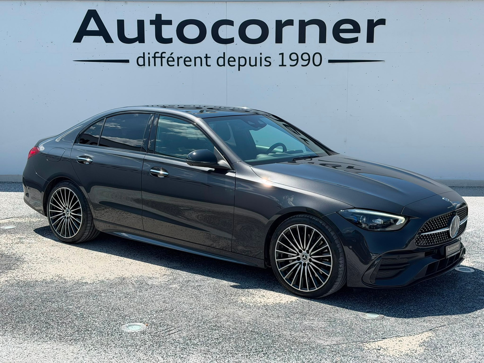MERCEDES-BENZ C 300 4Matic AMG Line-showroom-element-1