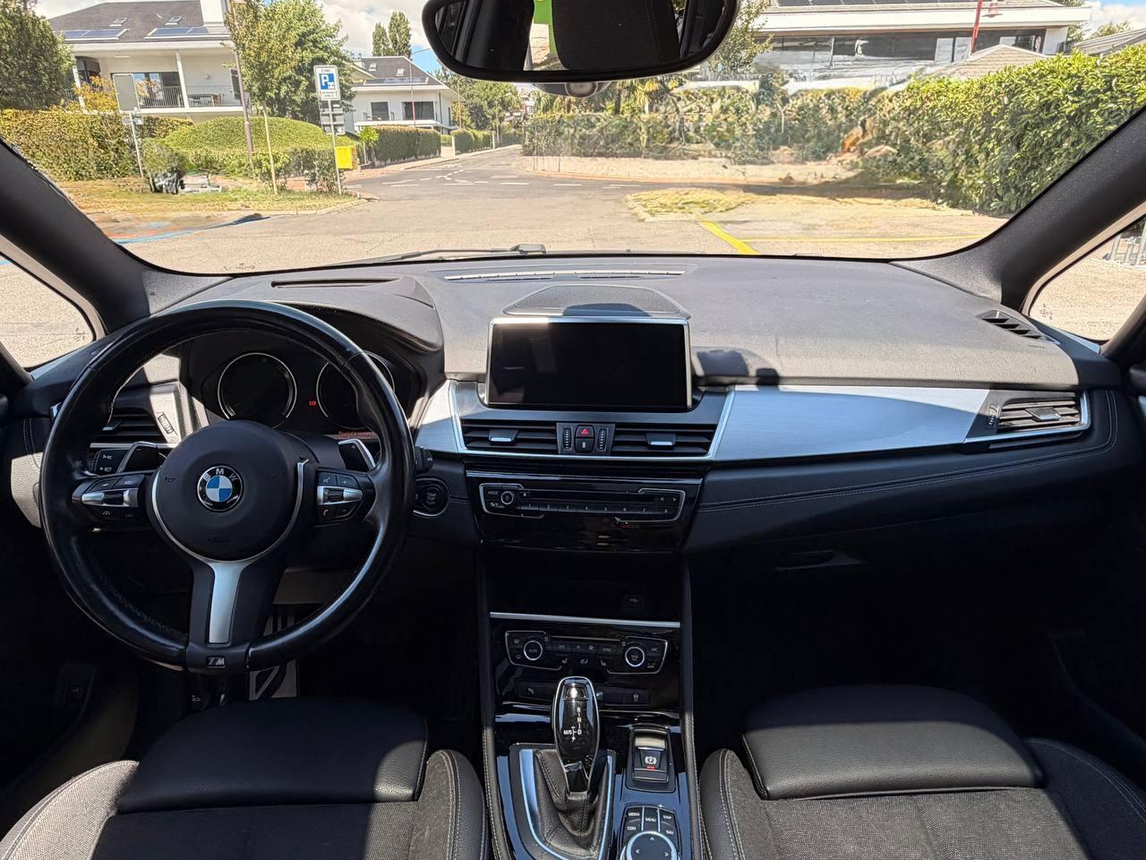 BMW 220d xDrive Gran Tourer Steptronic M Sport-image-11