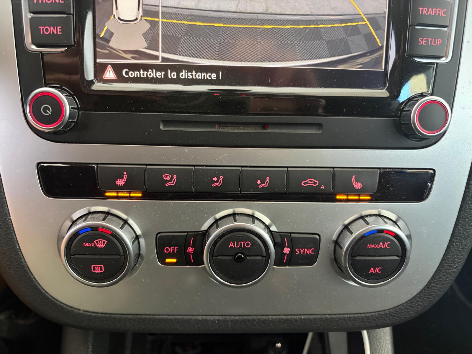 VW Scirocco 1.4 TSI BlueMotion Technology - Caméra de recul - Régulateur de vitesse-image-15