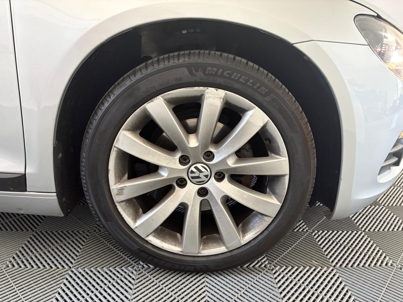 VW Scirocco 1.4 TSI BlueMotion Technology - Caméra de recul - Régulateur de vitesse-image-19