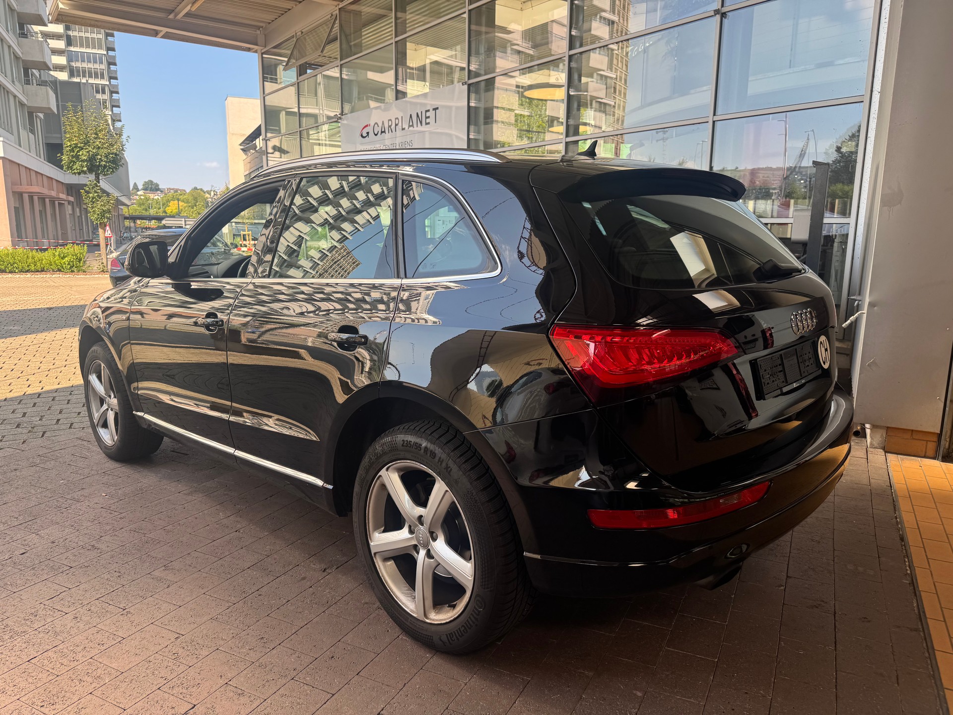 AUDI Q5 2.0 TFSI quattro tiptronic-showroom-element-3