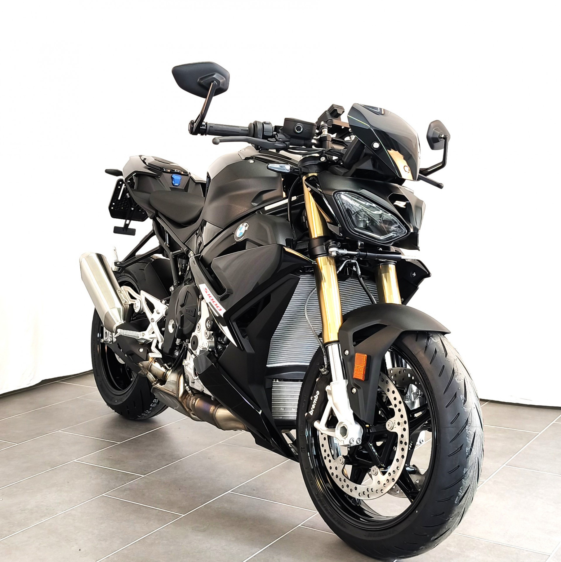 BMW S 1000 R-image-1