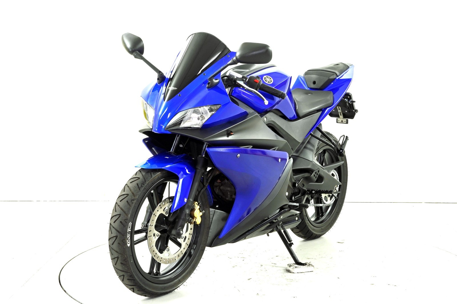 YAMAHA YZF-R125-image-2