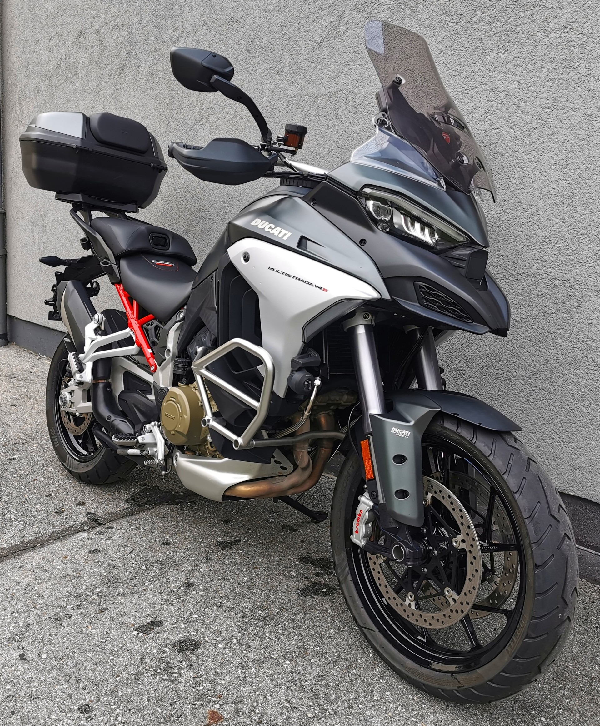 DUCATI Multistrada V4 S Travel & Radar-image-1