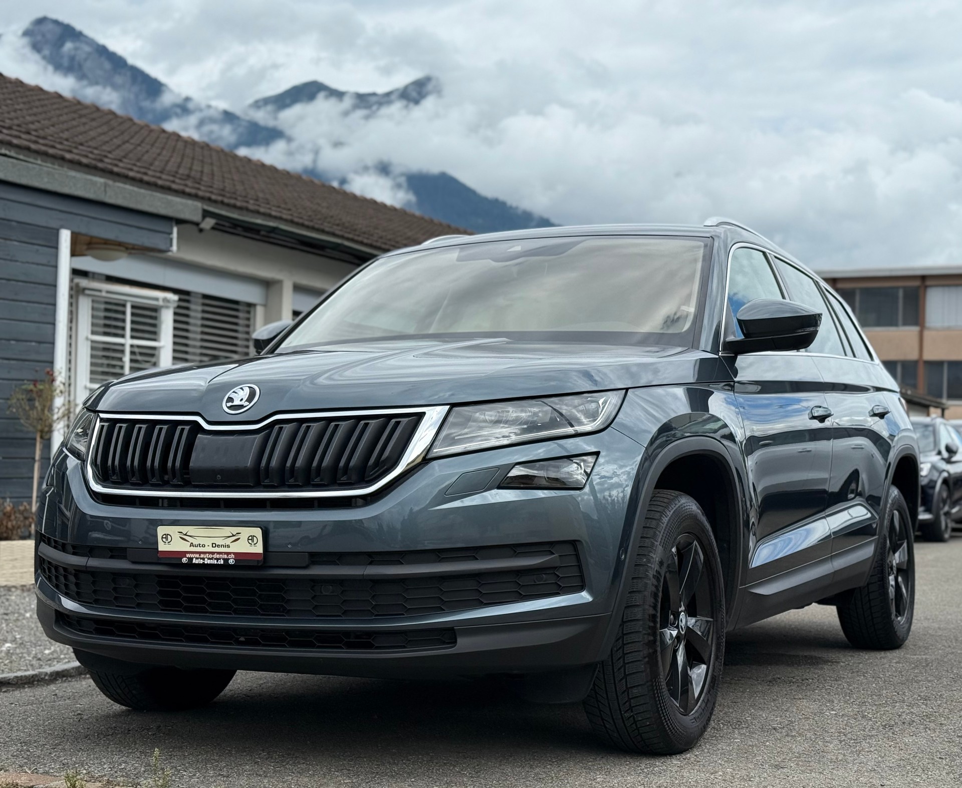 SKODA Kodiaq 2.0 TSI Style DSG-showroom-element-1