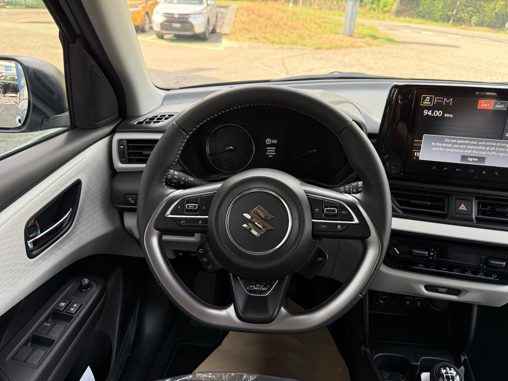 SUZUKI Swift 1.2 Piz Sulai Hybrid Top 4x4-image-10