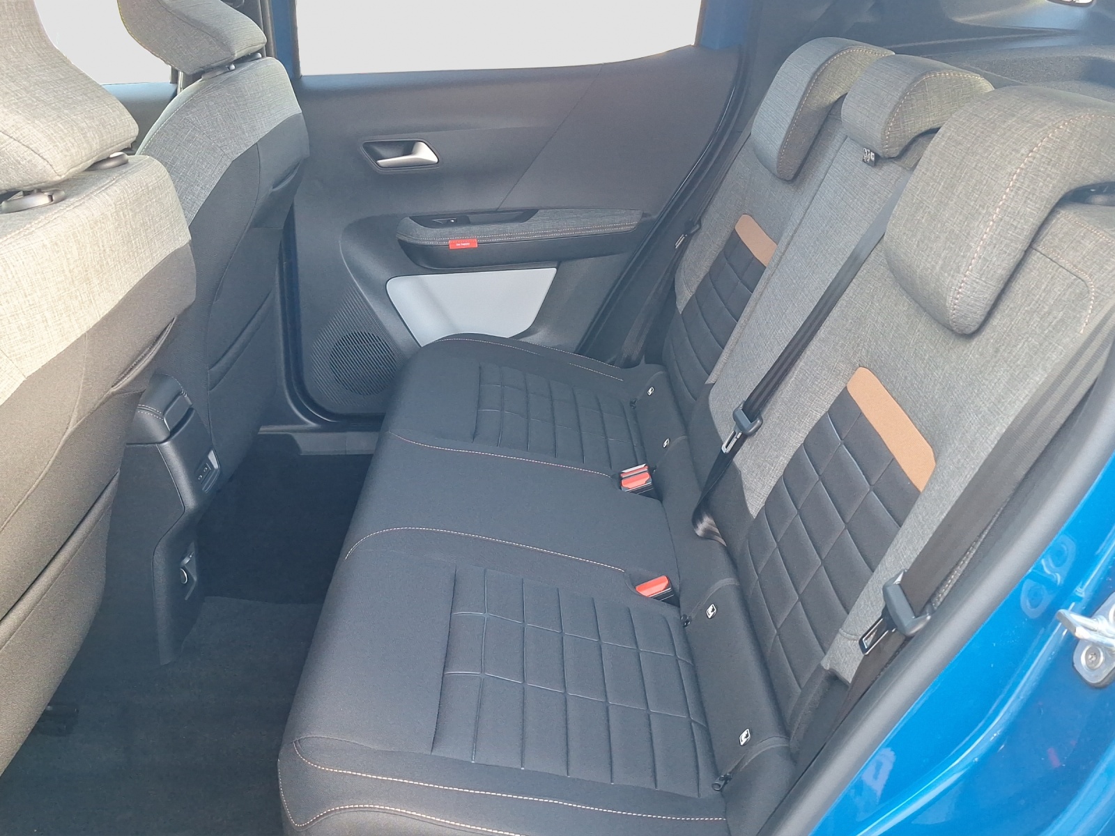 CITROEN C3 Aircross 1.2 Hybrid Tonic+-image-10
