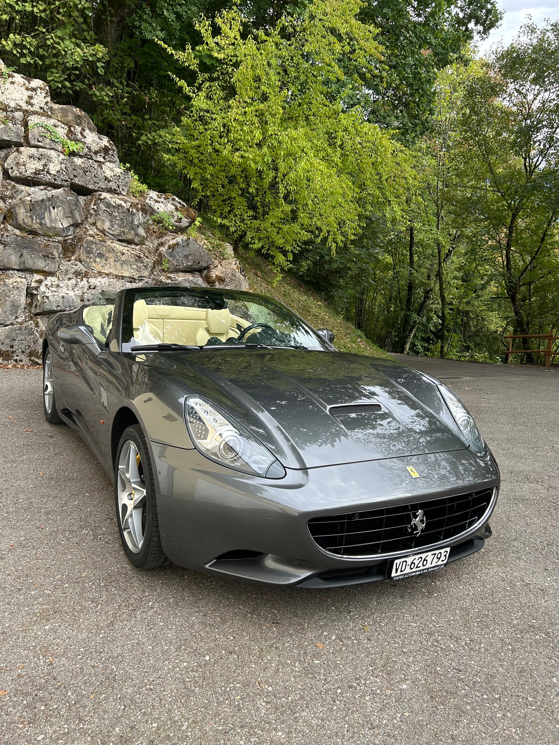 FERRARI California 4.3