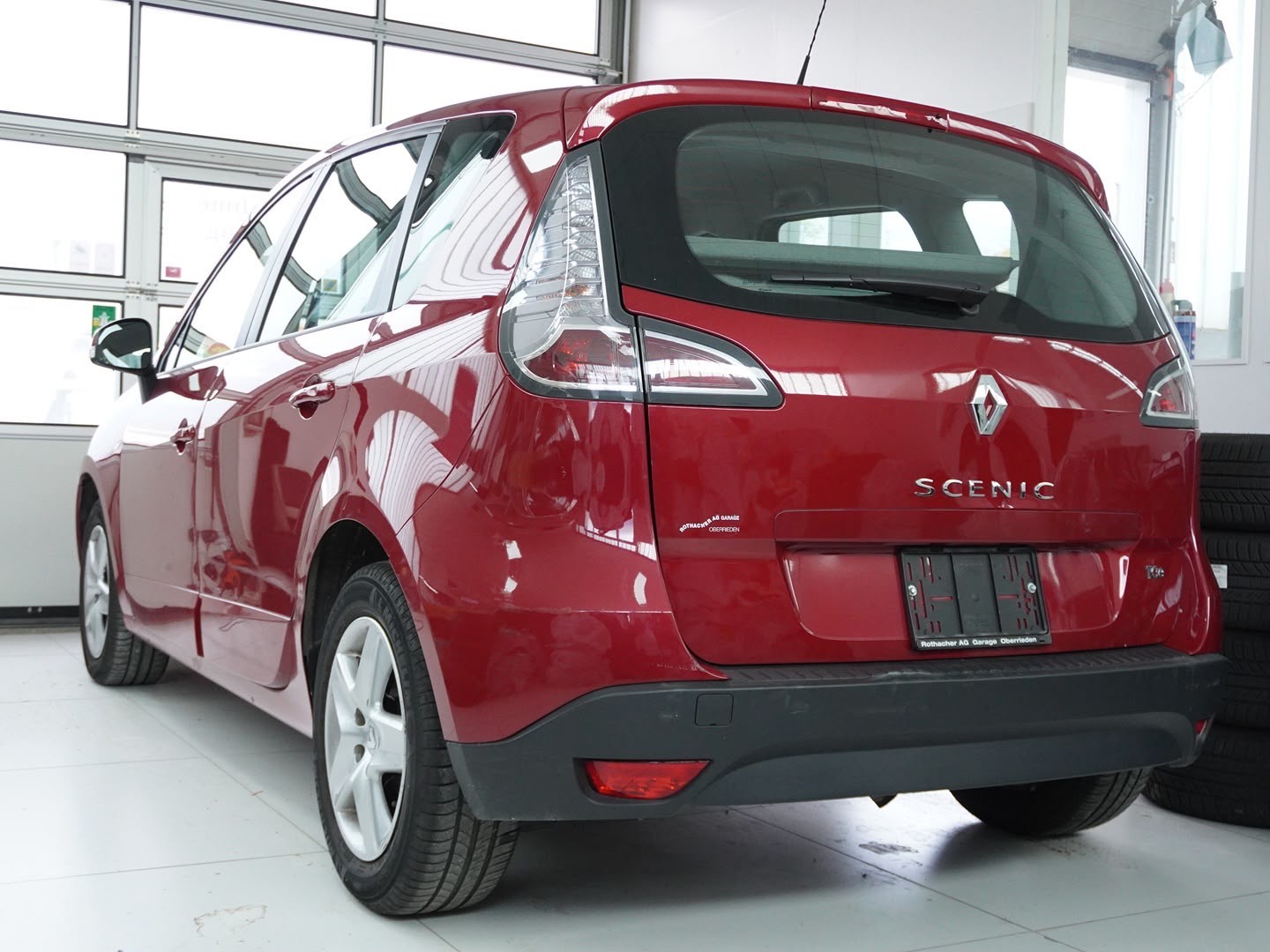 RENAULT Scénic 1.2 16V Turbo Energy-showroom-element-1