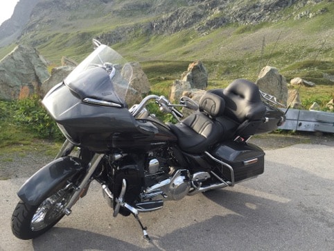 HARLEY-DAVIDSON FLTRUSE Road Glide Ultra ABS CVO-image-2