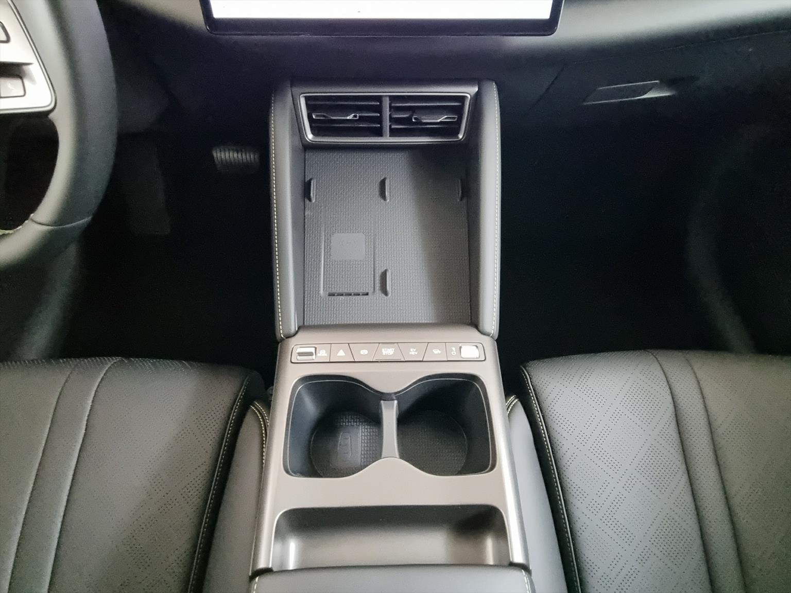 BYD Atto 2 DM-i Boost FWD-image-9