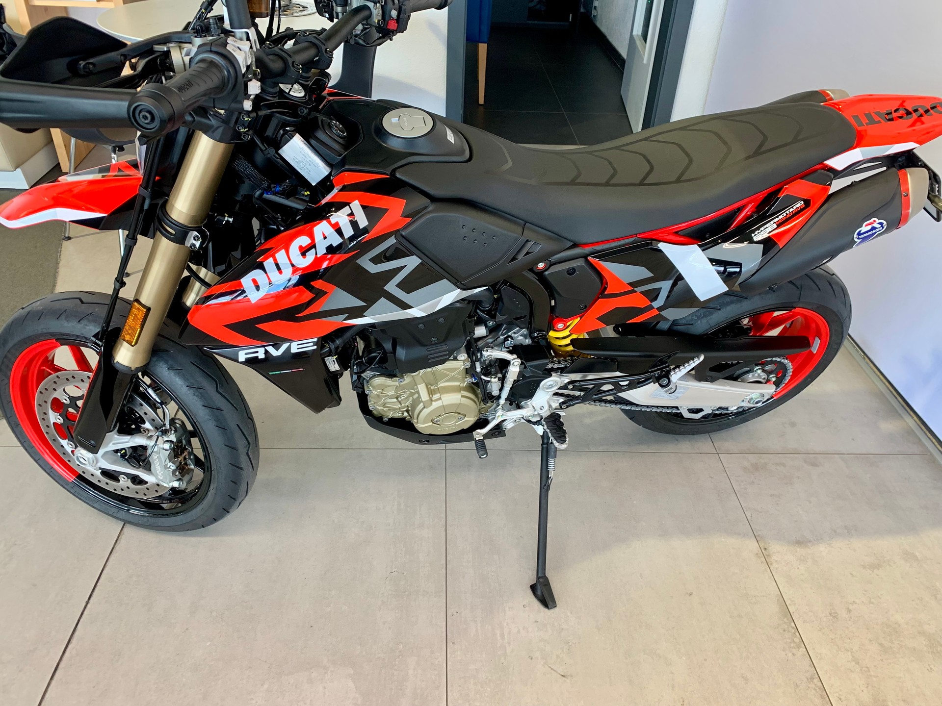 DUCATI Hypermotard 698 Mono RVE-image-6