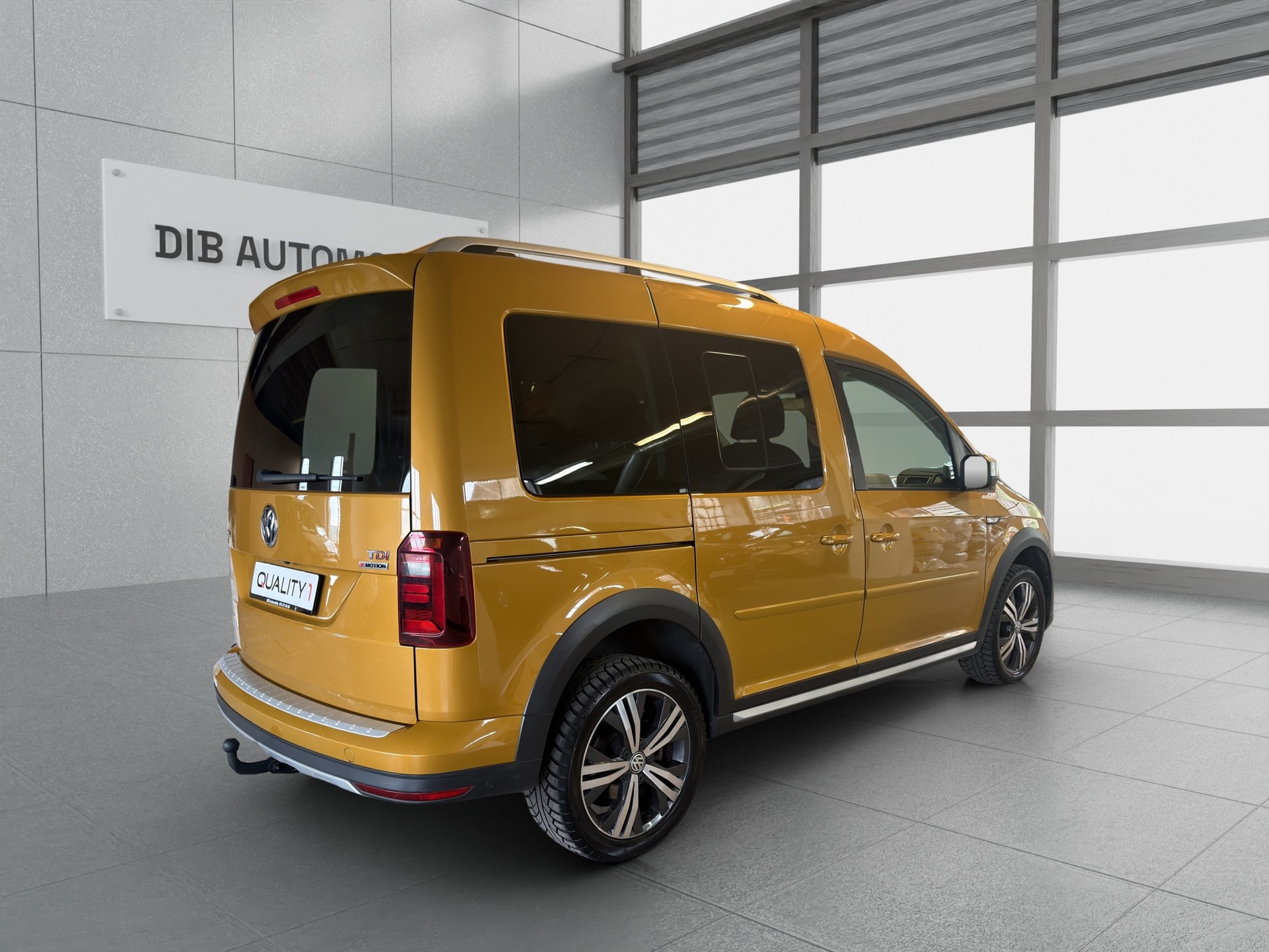 VW Caddy Alltrack 2.0 TDI 4Motion DSG*AUTOMATIC*AHK*-showroom-element-3