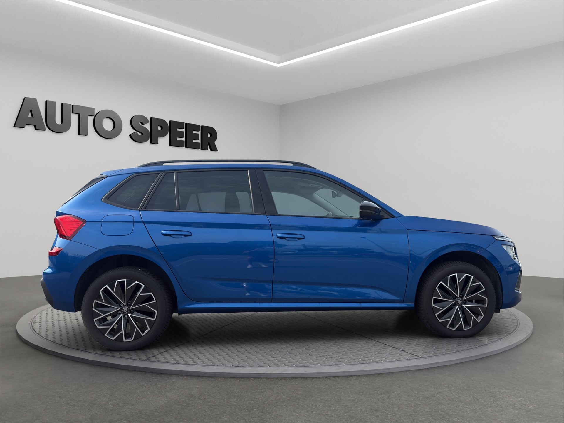SKODA Kamiq Black Style 1.0 TSI DSG7+Kamera+LED+Sitzh-showroom-element-3