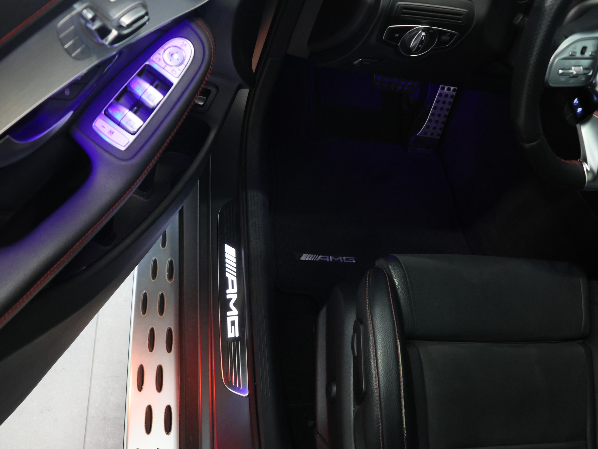 MERCEDES-BENZ GLC Coupé 43 AMG 4Matic 9G-Tronic *DESIGNO-MAGNO*-image-14