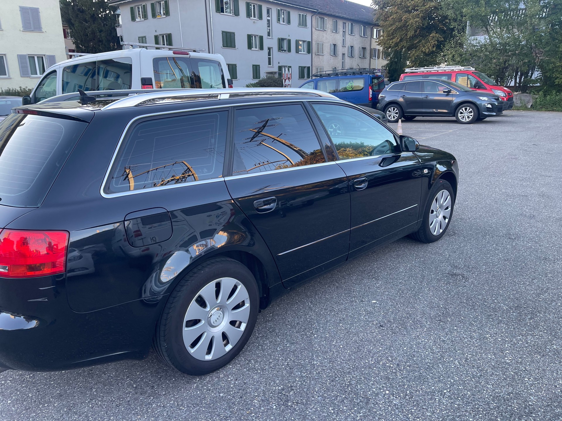 AUDI A4 Avant 3.2 FSI multitronic-image-3